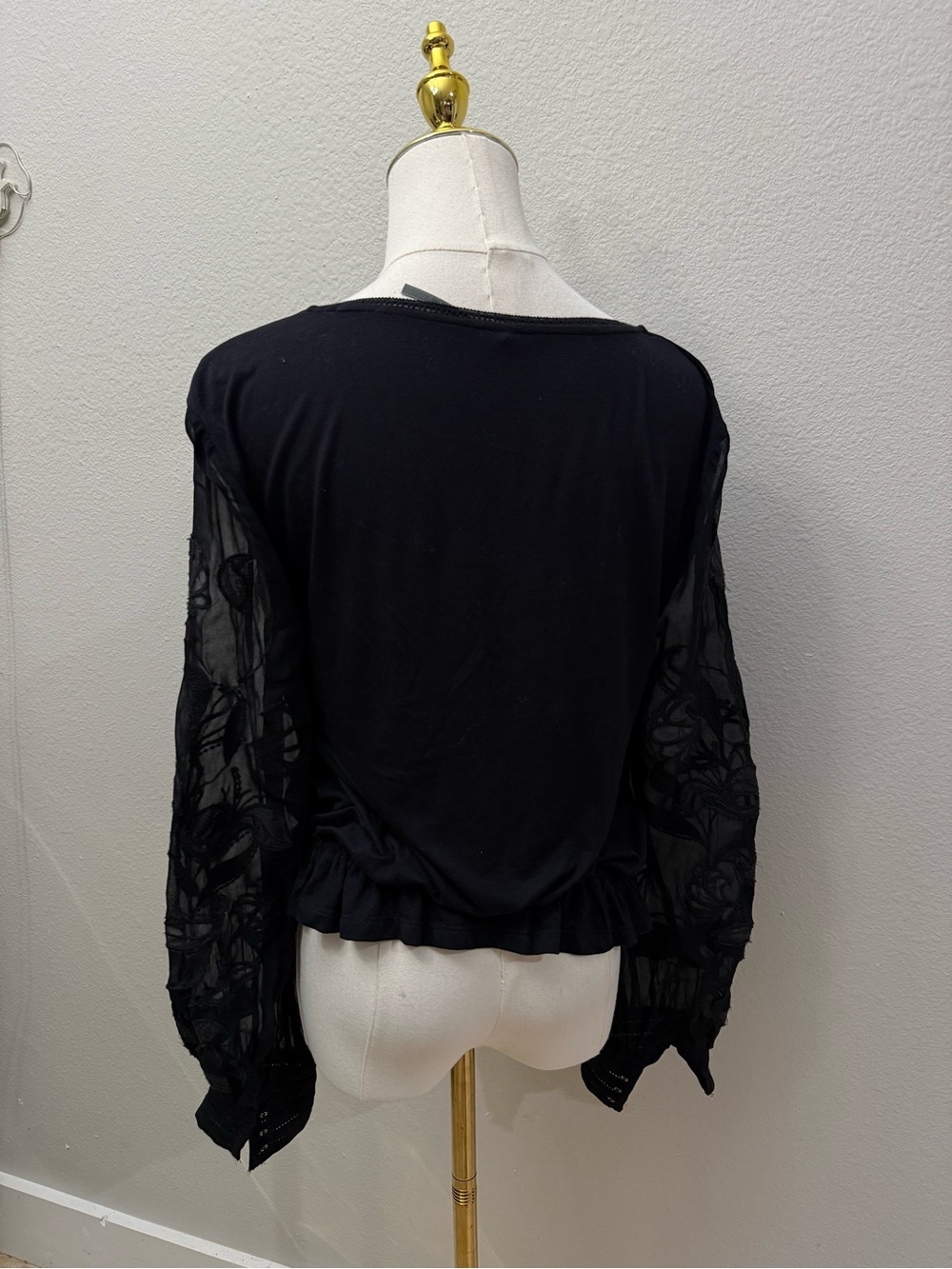 Anthropologie black long-sleeve embroidered button-down blouse with sheer sleeve - Picture 5 of 7